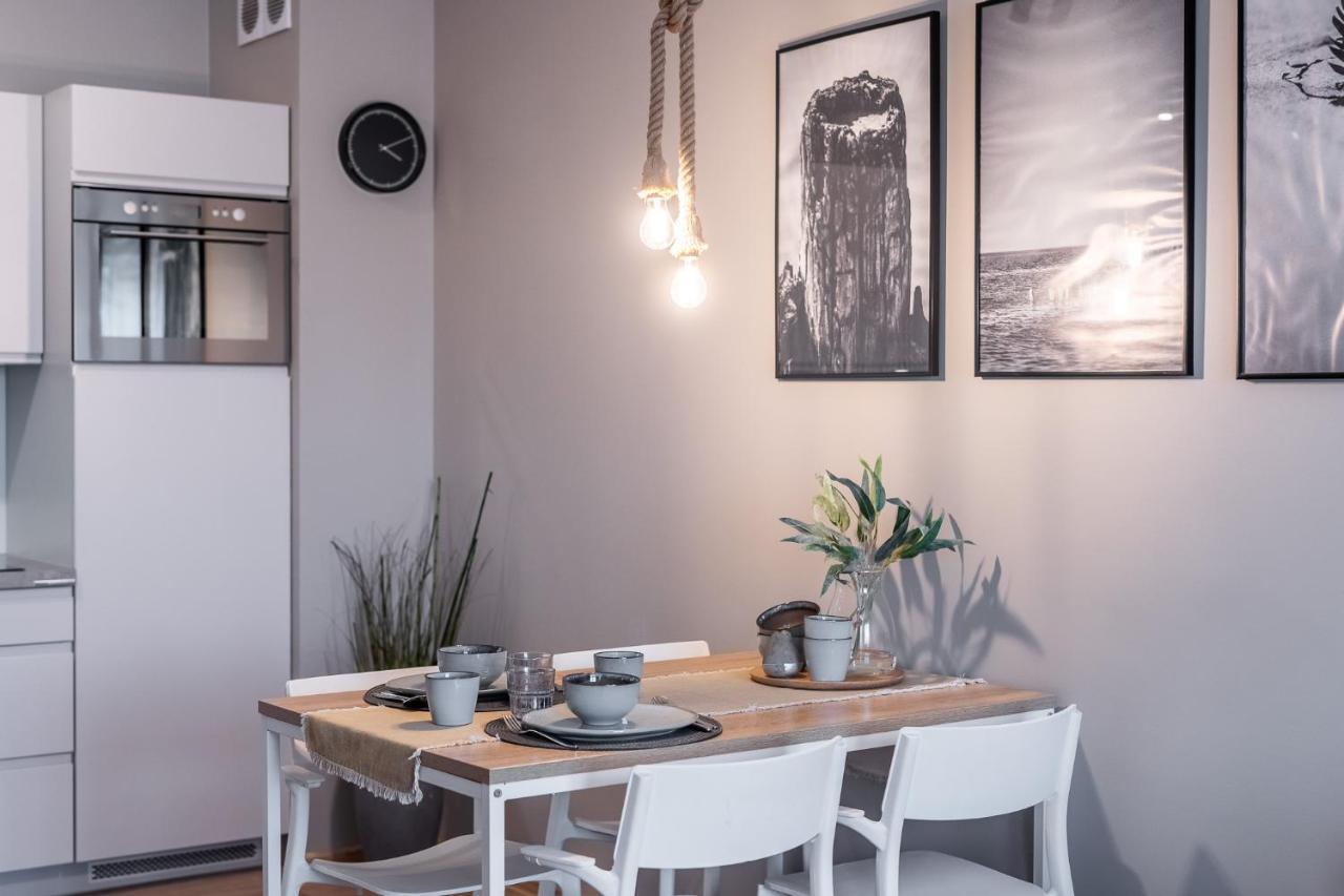 Ferienwohnung Przystan Kolo Brzegu Kolberg Exterior foto