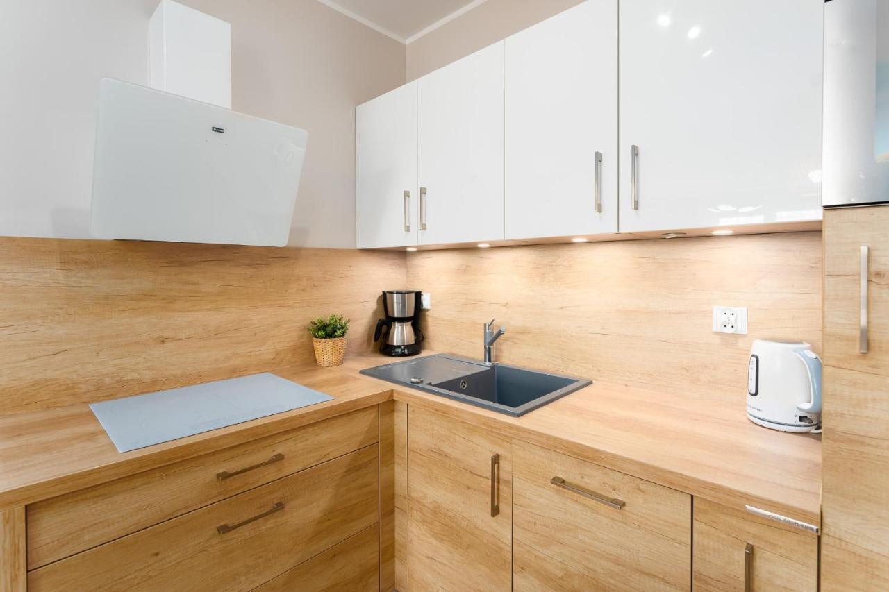 Ferienwohnung Przystan Kolo Brzegu Kolberg Exterior foto